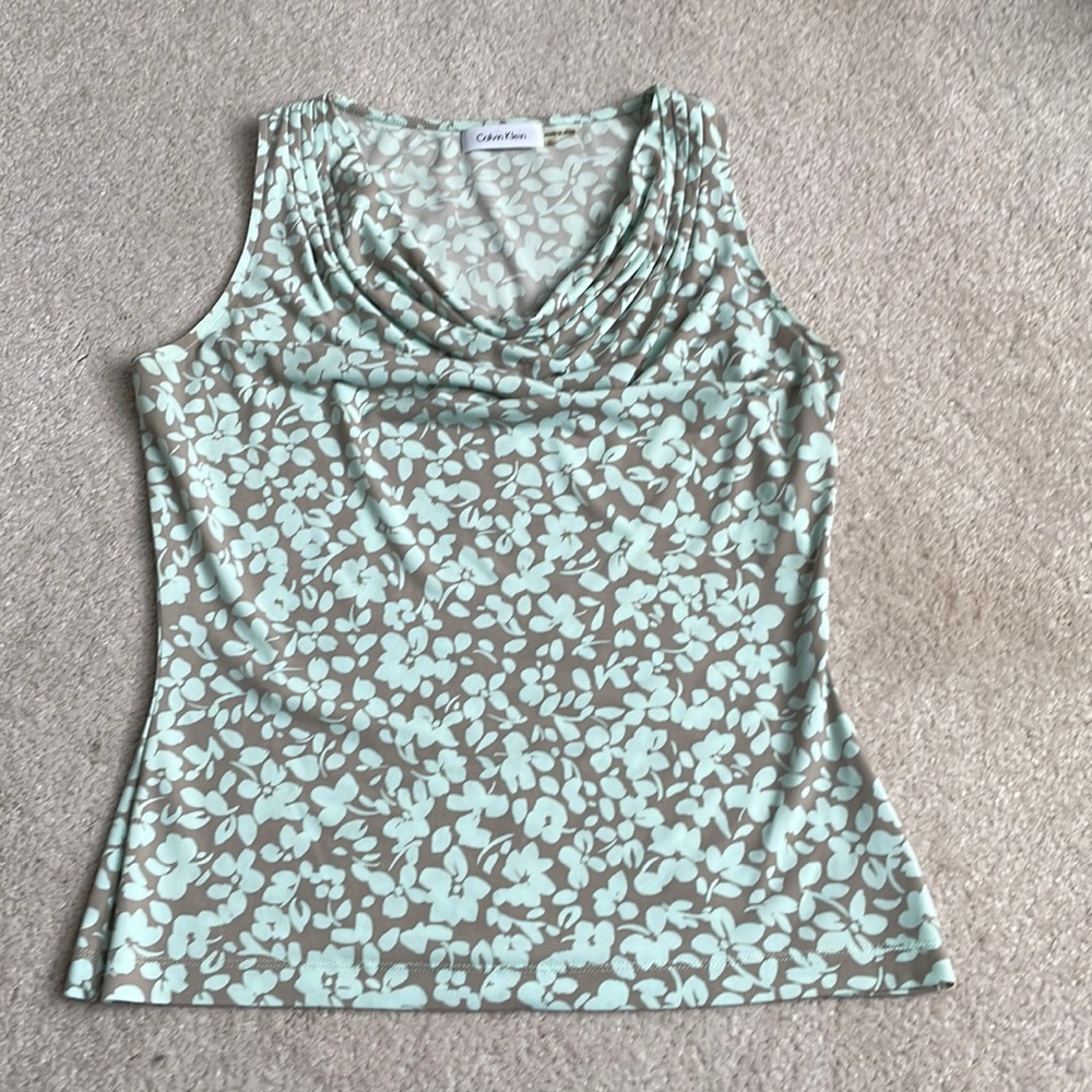 Calvin klien sleeveless